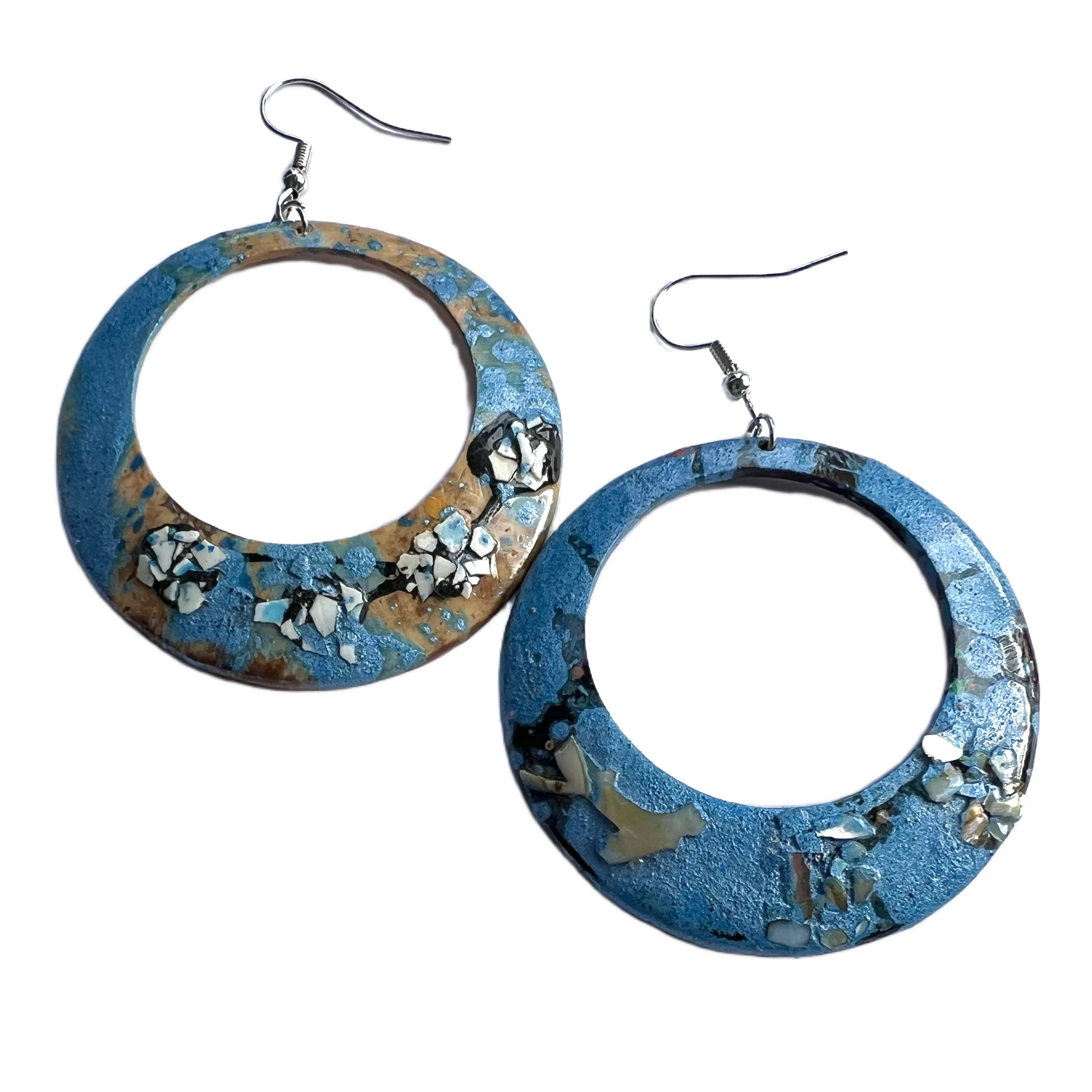 Hoop lacquer earrings with eggshell and seashell