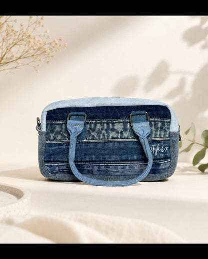 Upcycled denim handbag with adjustable strap allows it to wear as a handbag or a crossbody bag. Available online at Cuty NZ