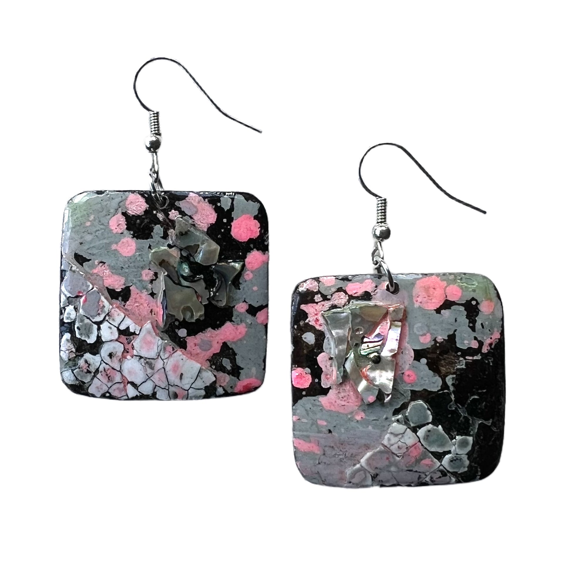 Good vibe earrings with eggshell and seashell Auckland crystal 01