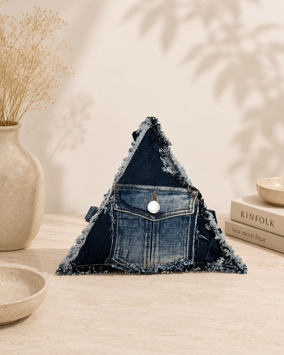 Triangle crossbody bag #1B
