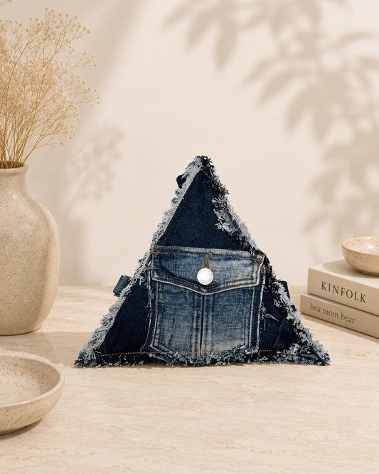 Triangle crossbody bag #1B